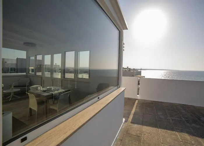 アパート Terrazza Marechiaro バーリ